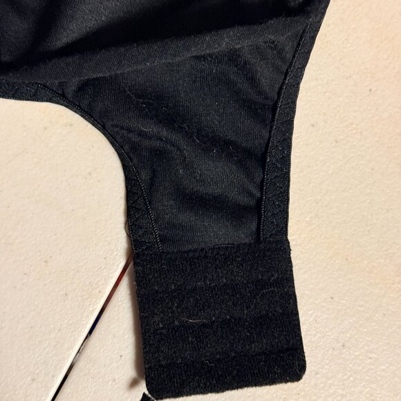 Black Shapewear Bodysuit w/ Adjustable Straps & Hook Closure โ Sleek Sculpting - Picture 8 of 9